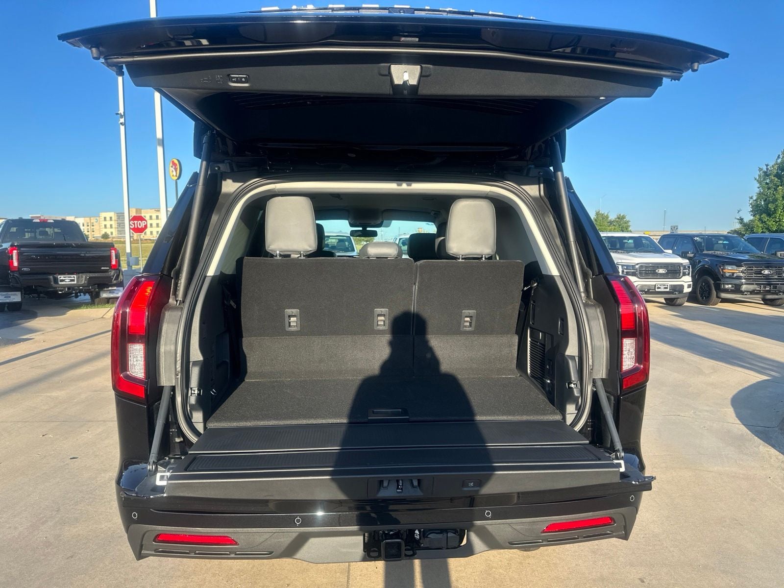 2027 Ford Expedition Active