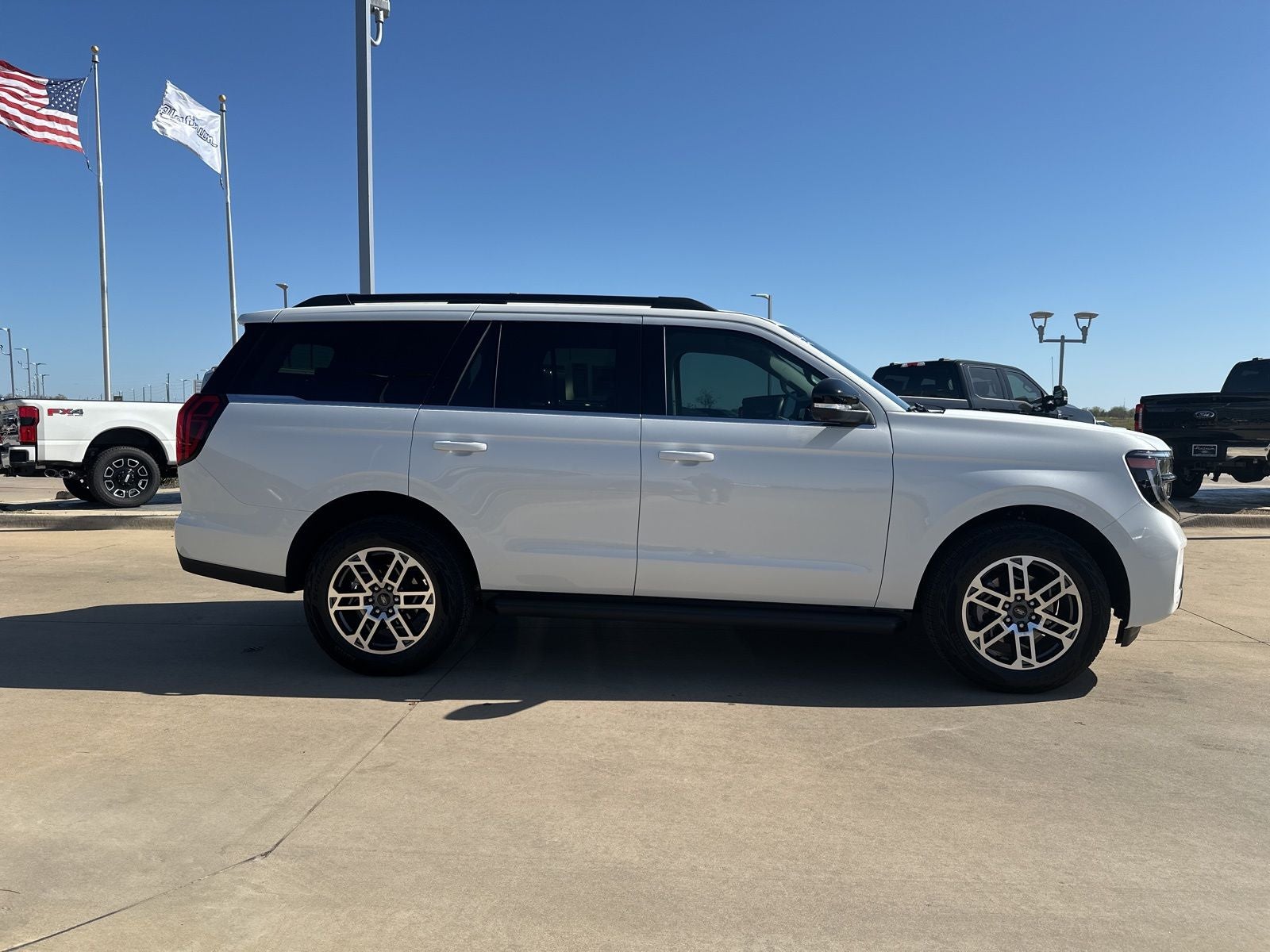 2026 Ford Expedition Active