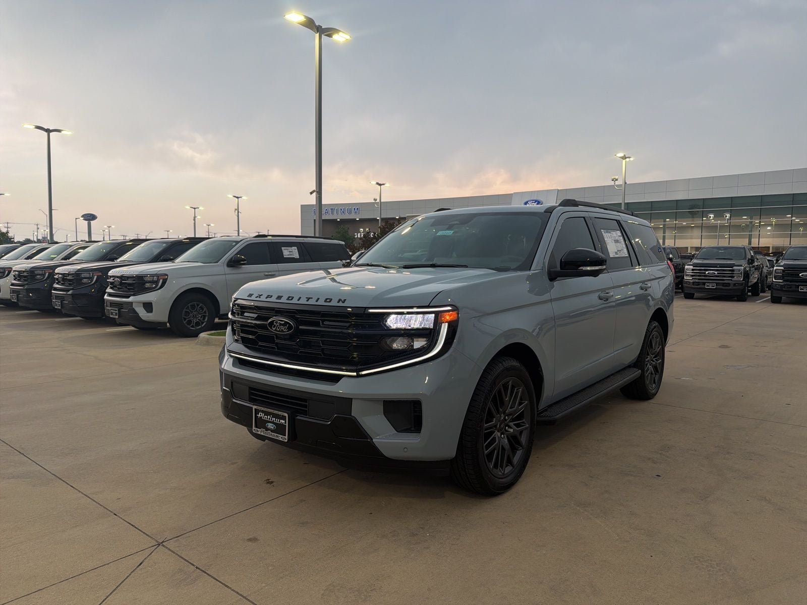 2026 Ford Expedition Platinum