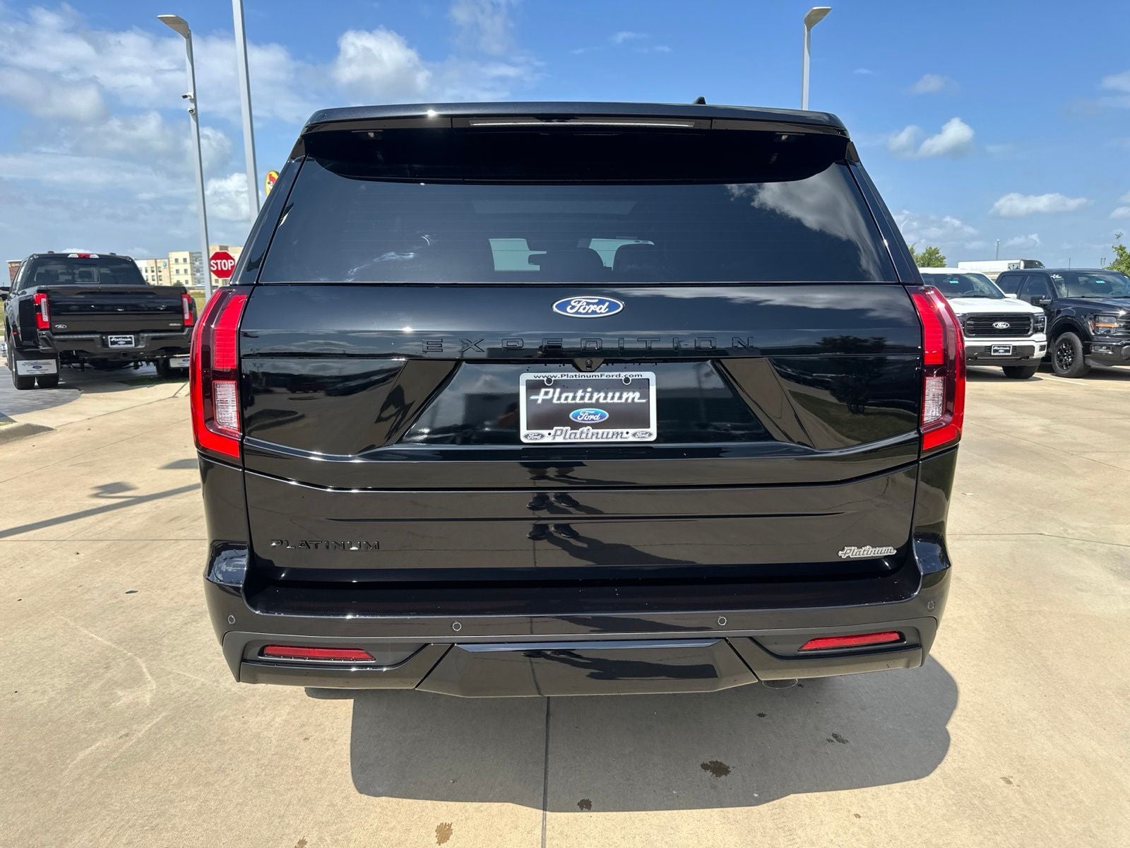 2027 Ford Expedition Platinum