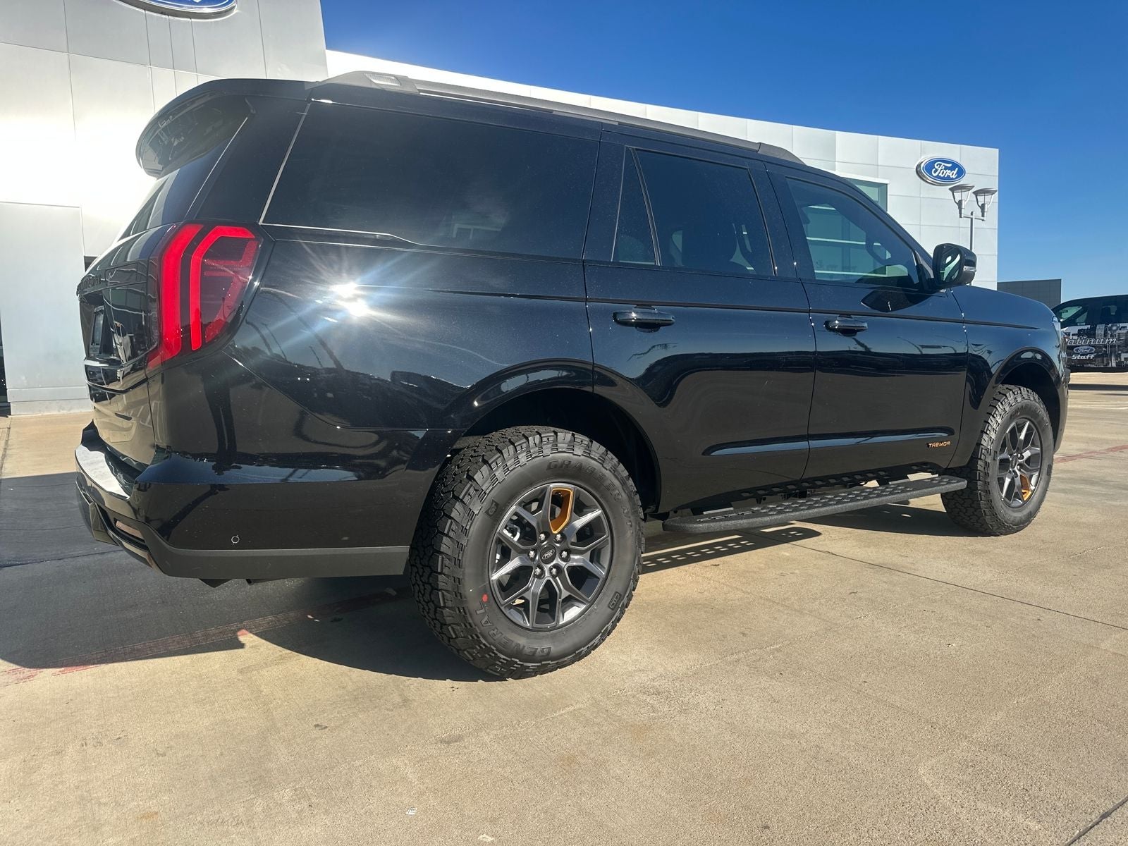 2025 Ford Expedition Tremor