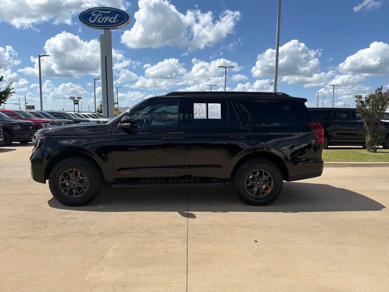 2026 Ford Expedition Tremor