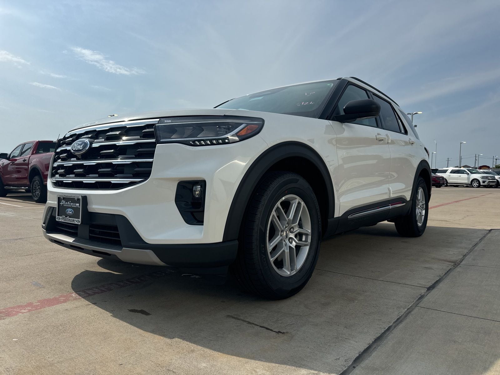 2025 Ford Explorer Active