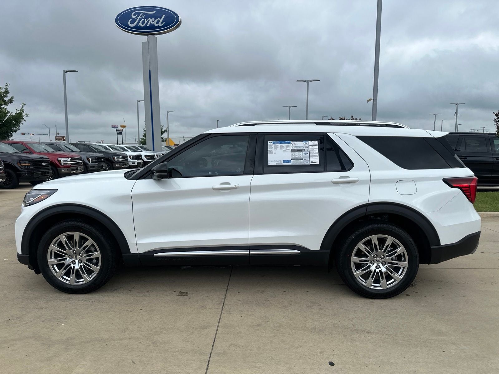 2026 Ford Explorer Platinum