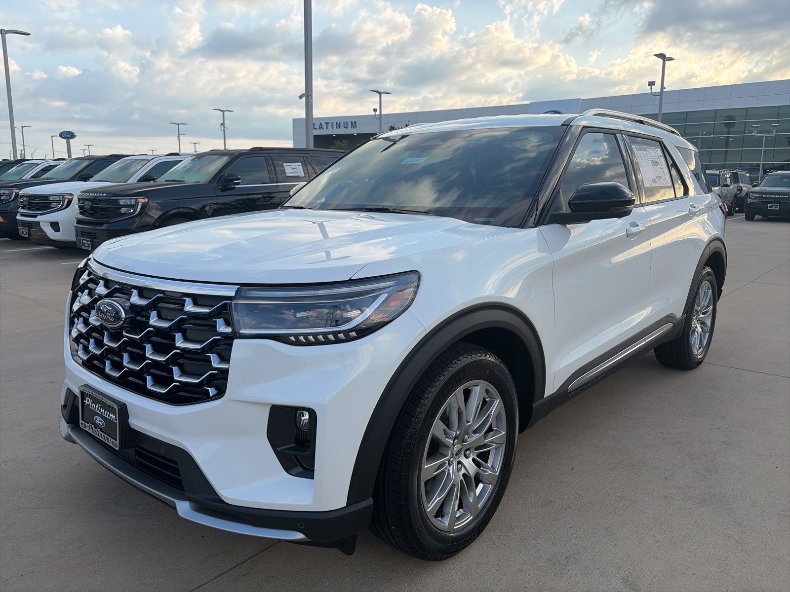2026 Ford Explorer Platinum