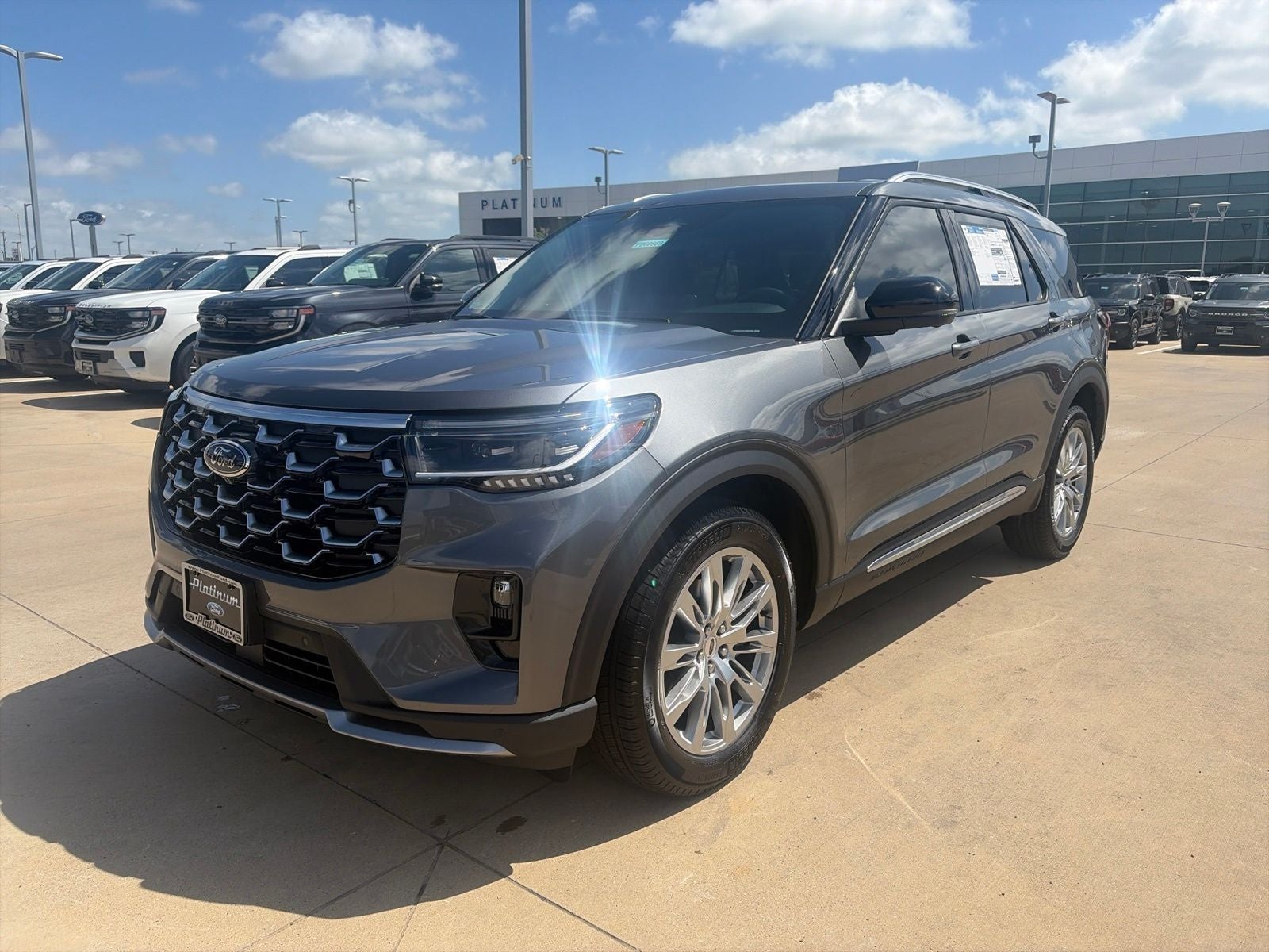 2026 Ford Explorer Platinum
