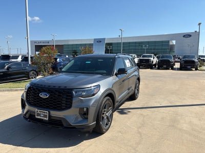 2026 Ford Explorer ST-Line