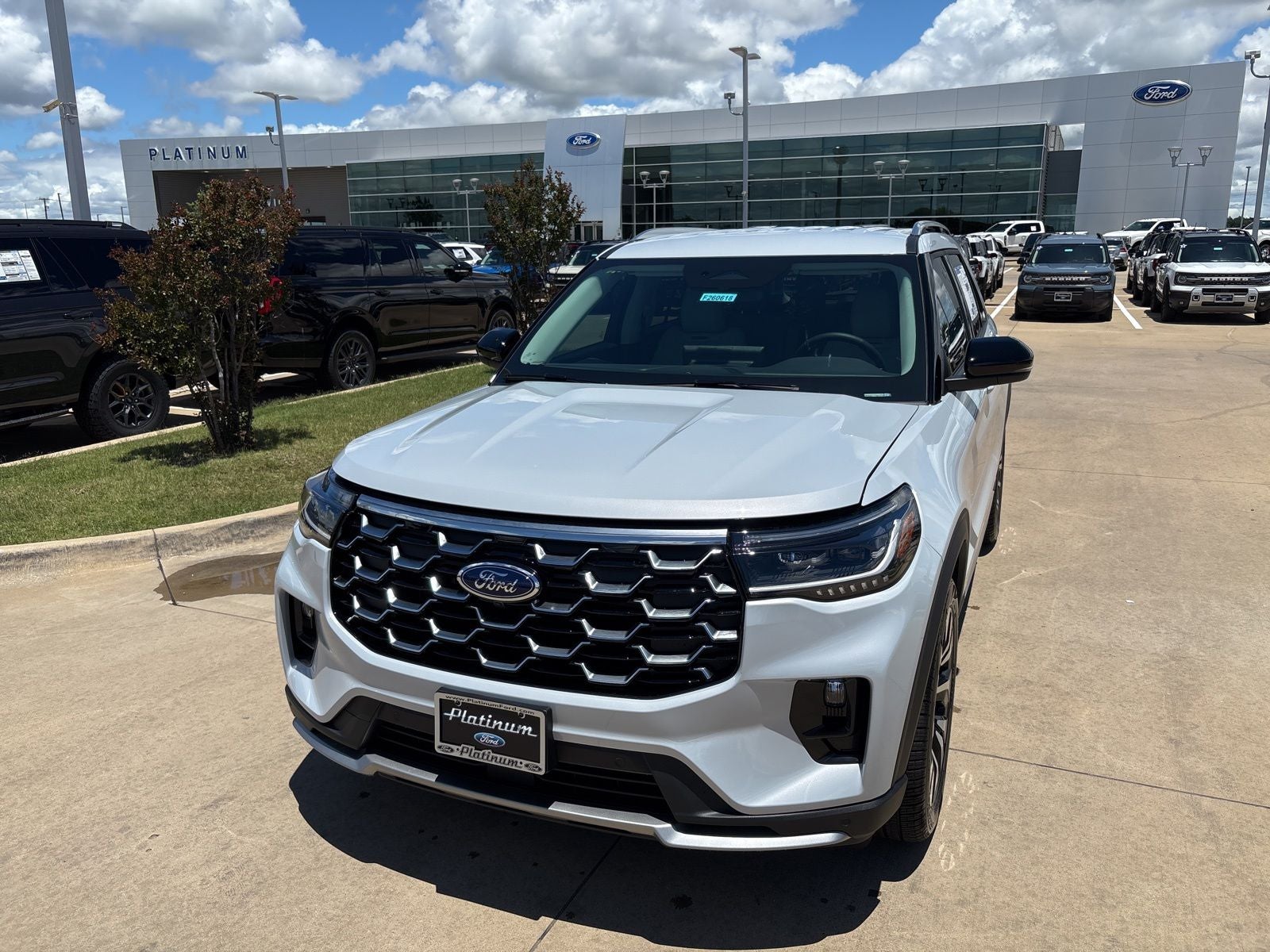 2026 Ford Explorer Platinum