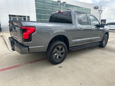 2025 Ford F-150 Lightning Flash