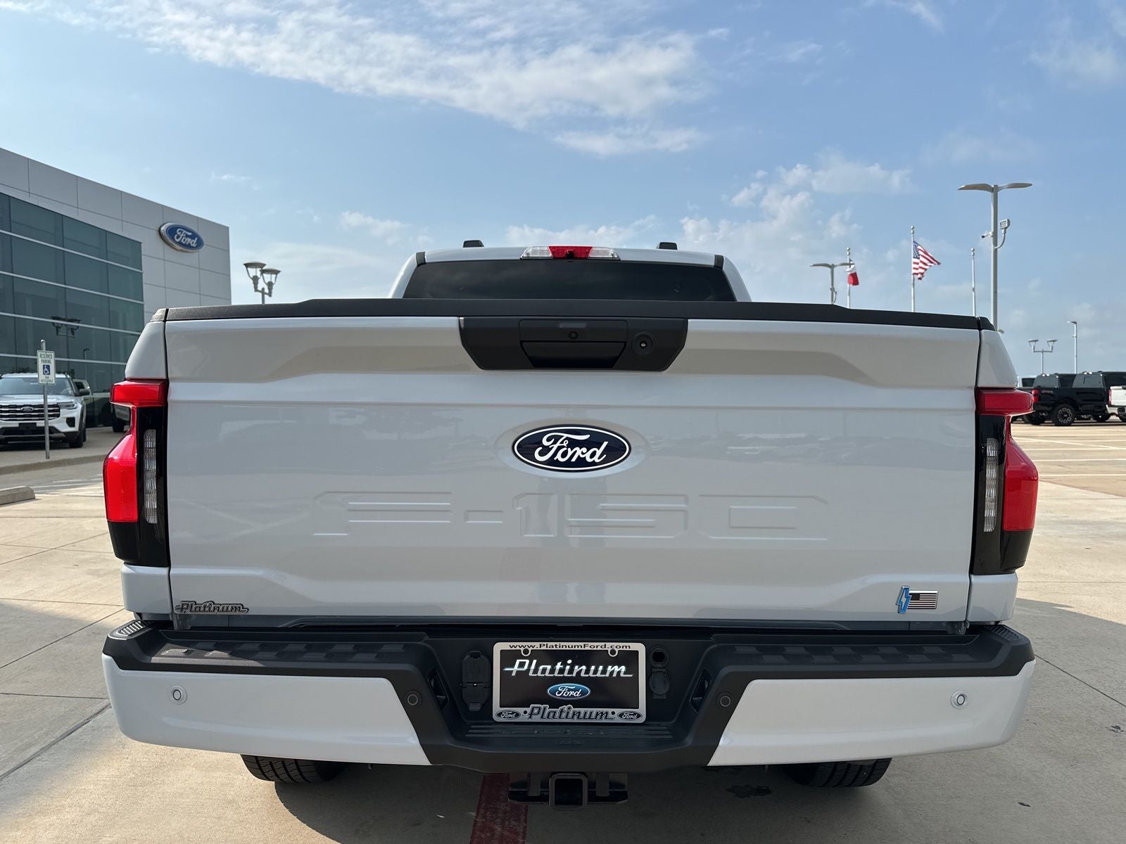 2025 Ford F-150 Lightning Flash