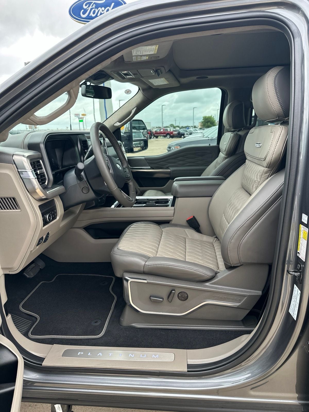 2026 Ford F-250SD Platinum