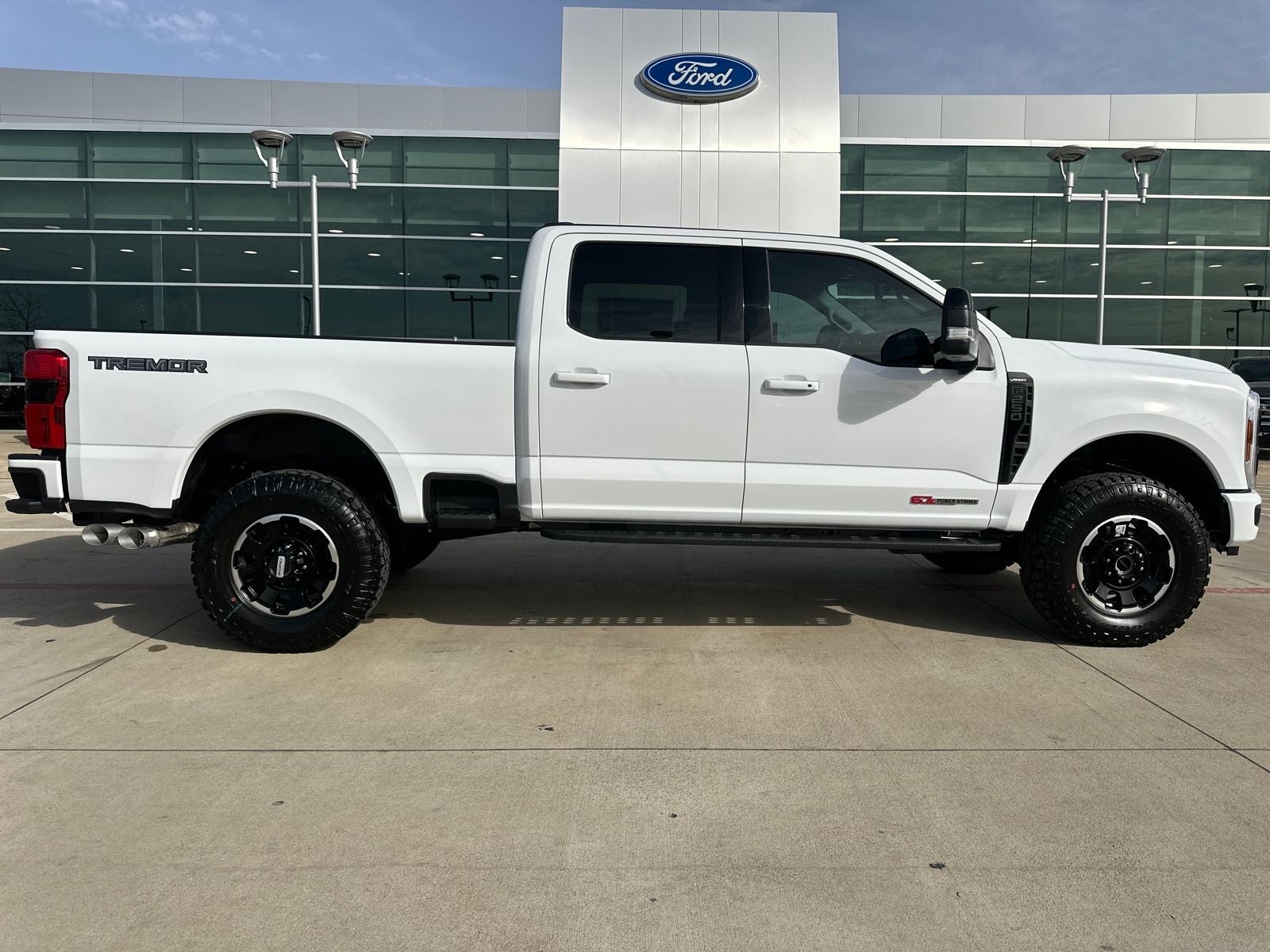 2026 Ford F-250SD Lariat