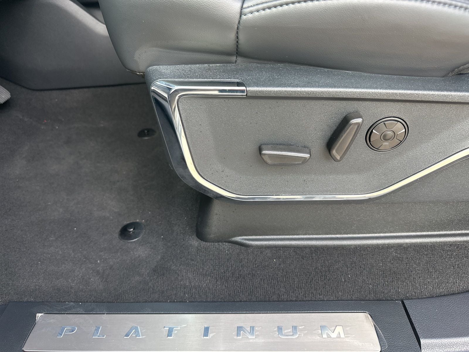 2025 Ford F-250SD Platinum