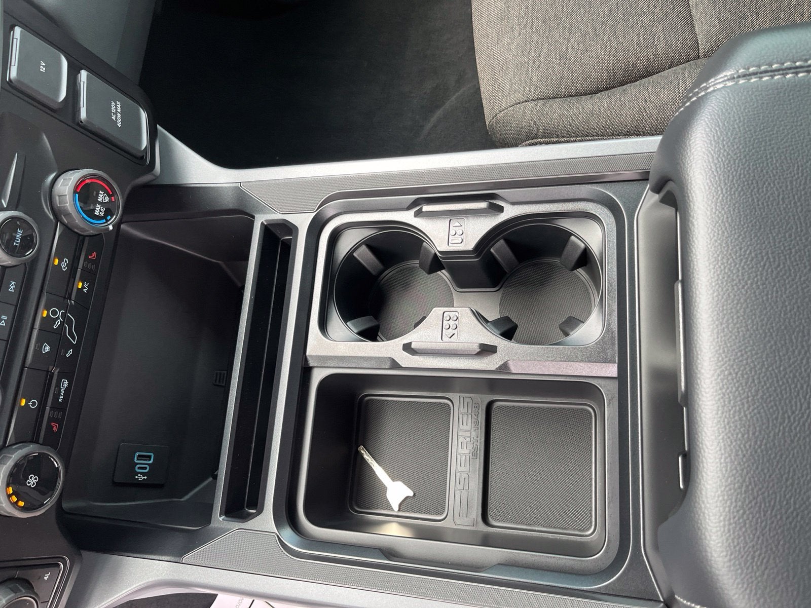 2027 Ford F-250SD XLT