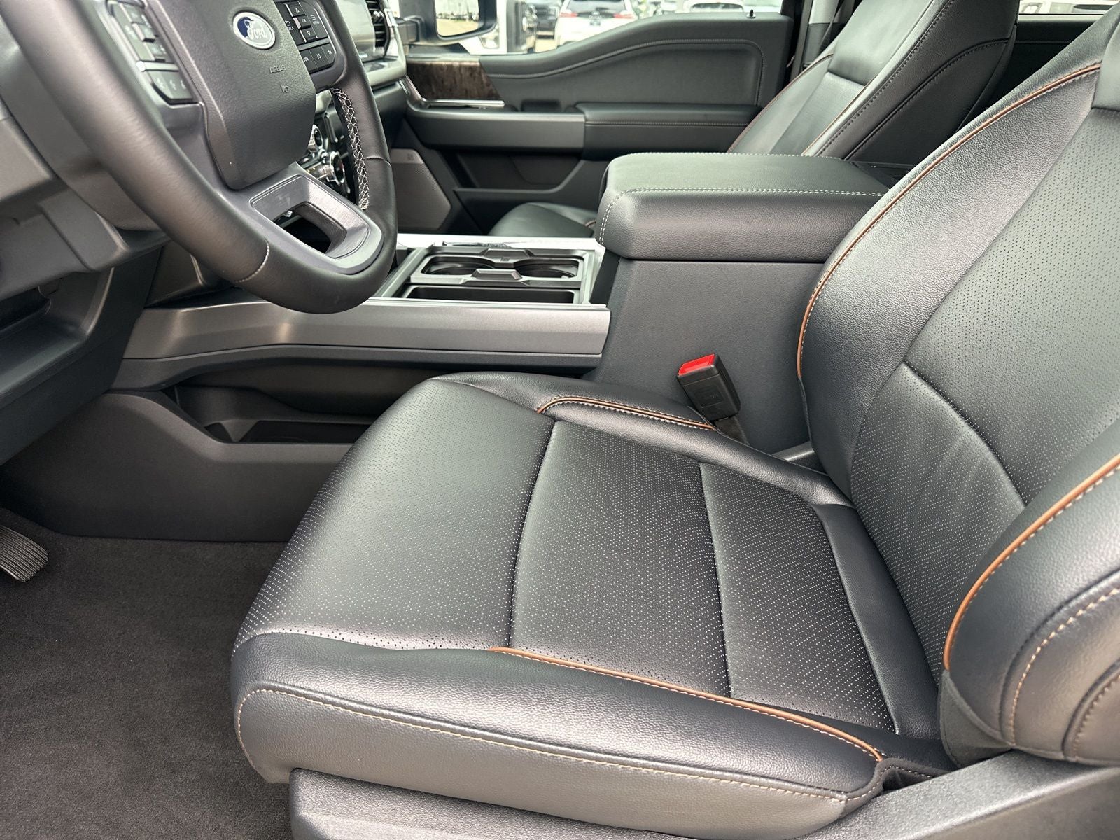 2025 Ford F-350SD Lariat