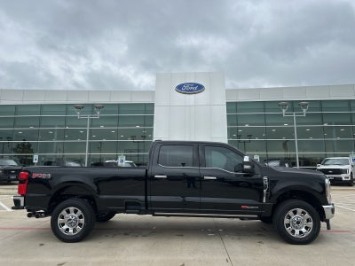 2025 Ford F-350SD Lariat