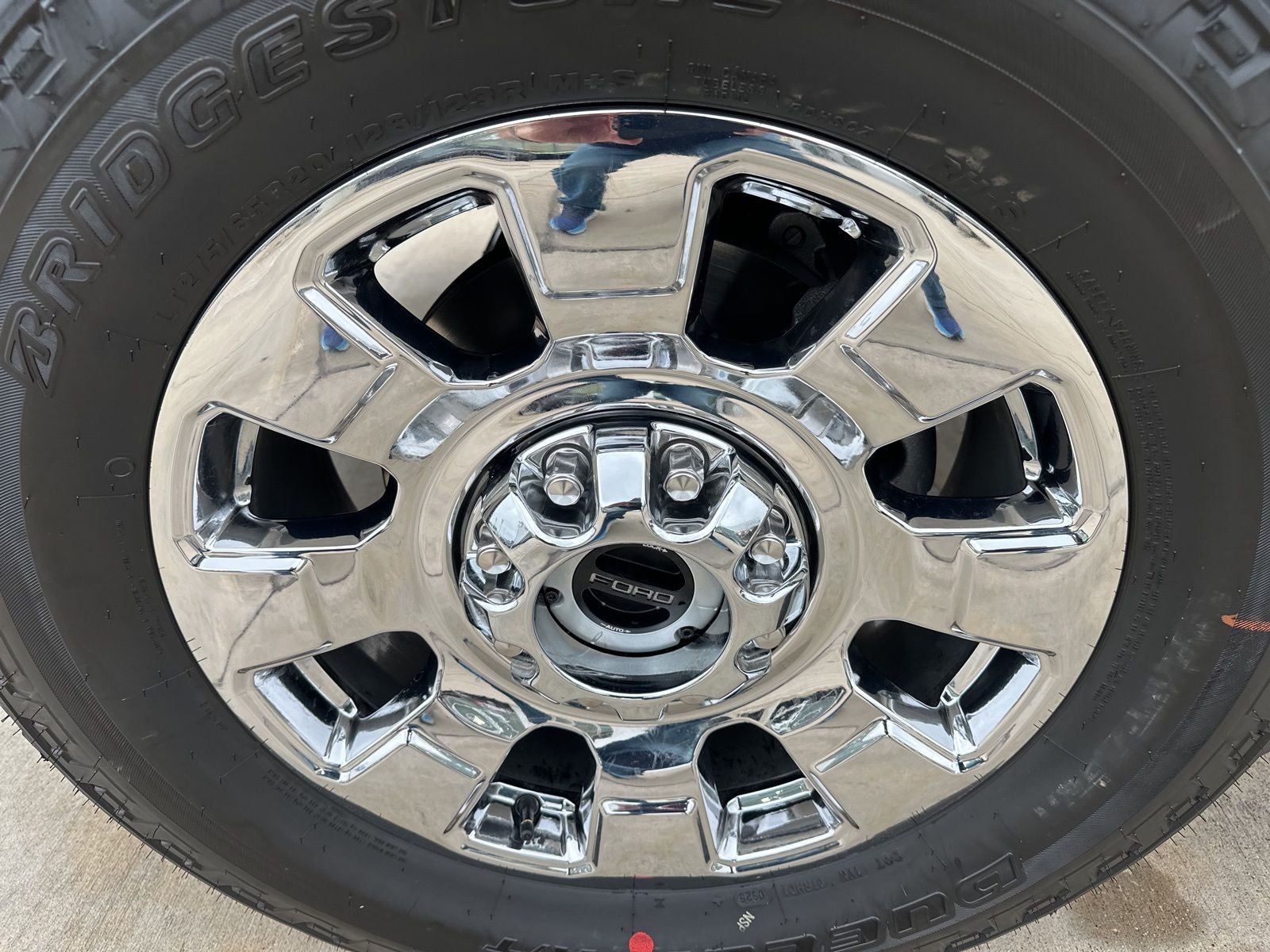 2025 Ford F-350SD Lariat