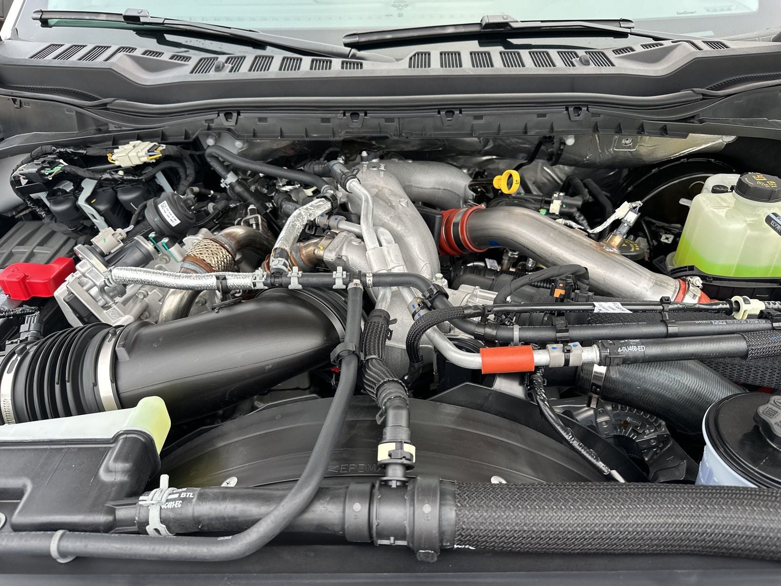 2025 Ford F-350SD Lariat