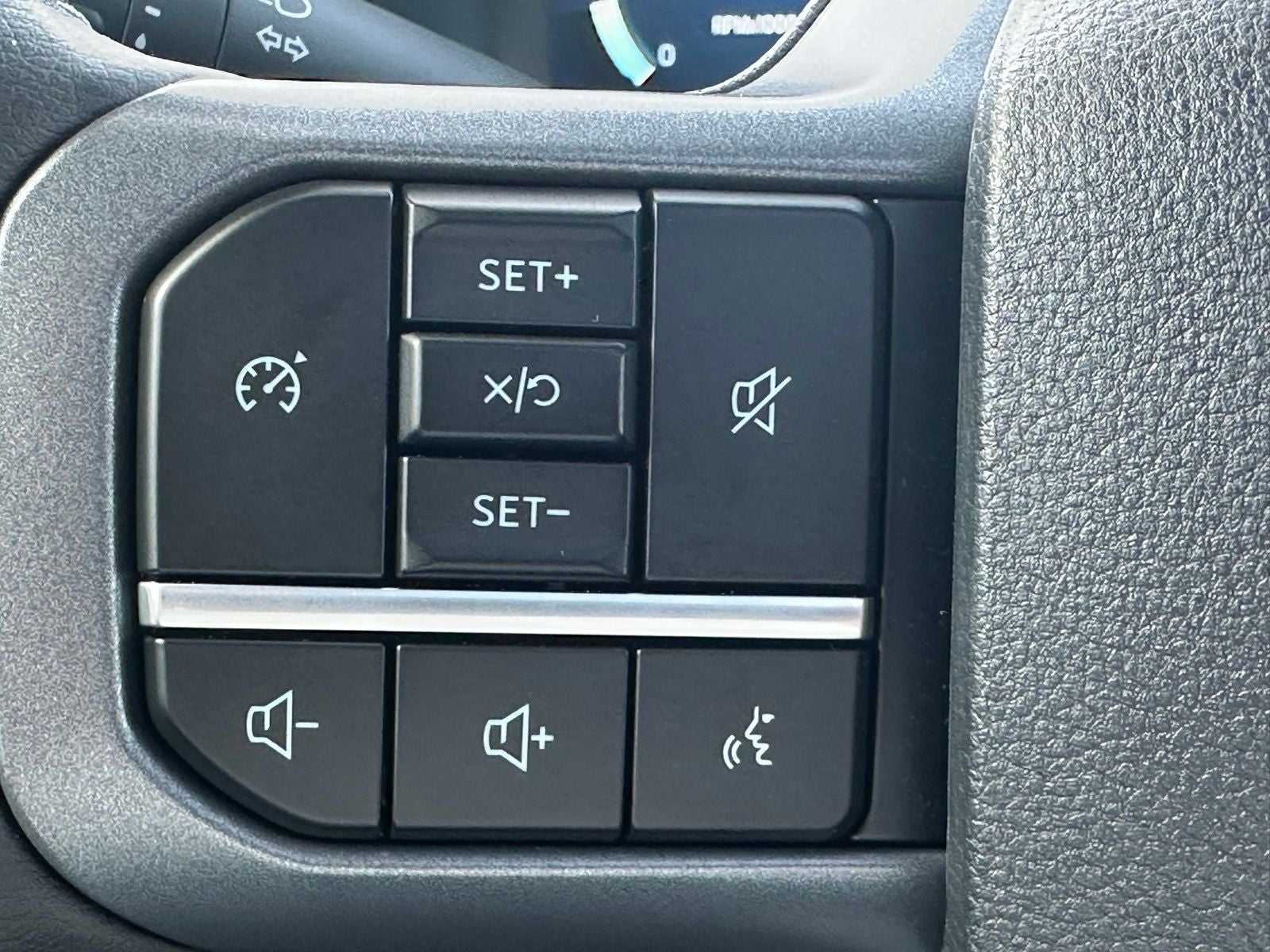 2025 Ford F-350SD Lariat