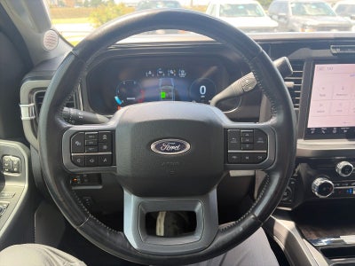 2023 Ford F-350SD Lariat