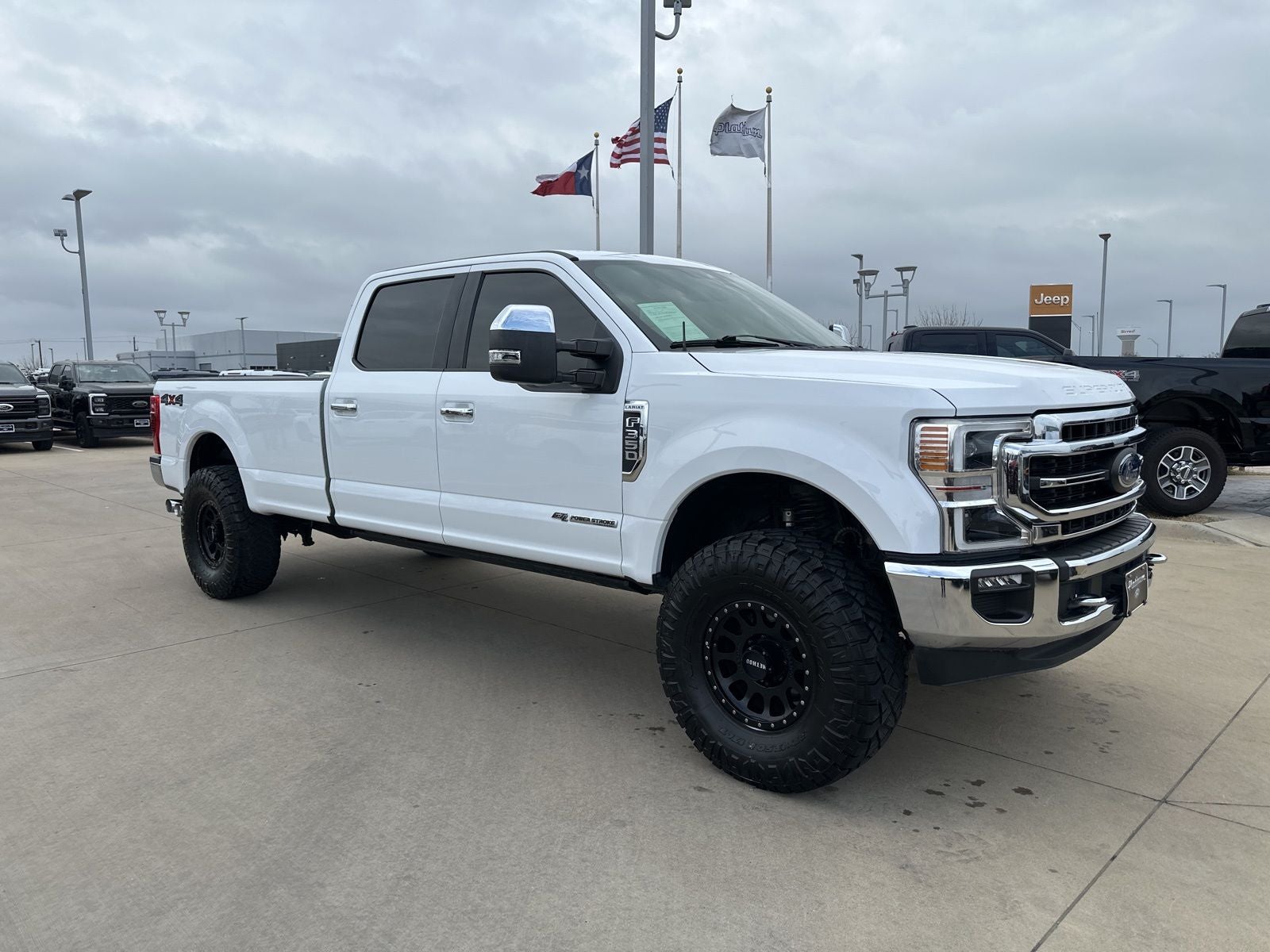 2022 Ford F-350SD Lariat