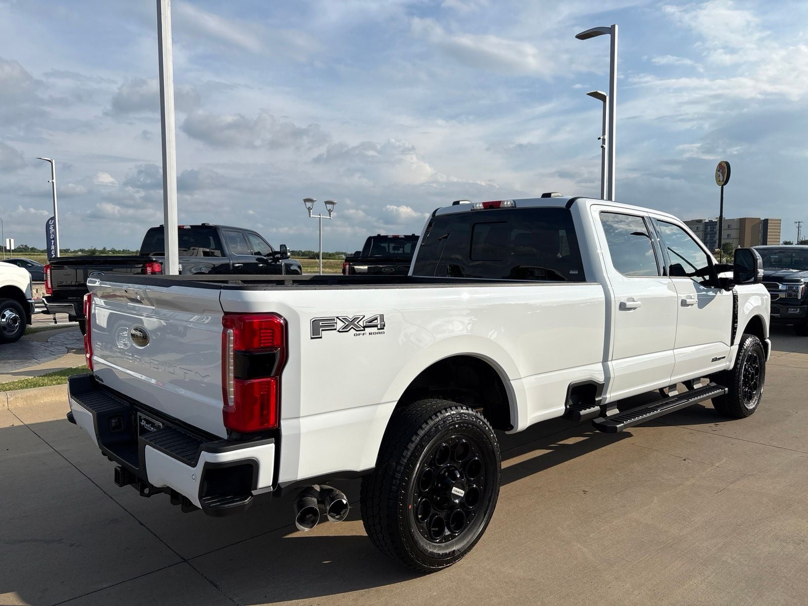 2026 Ford F-350SD Lariat