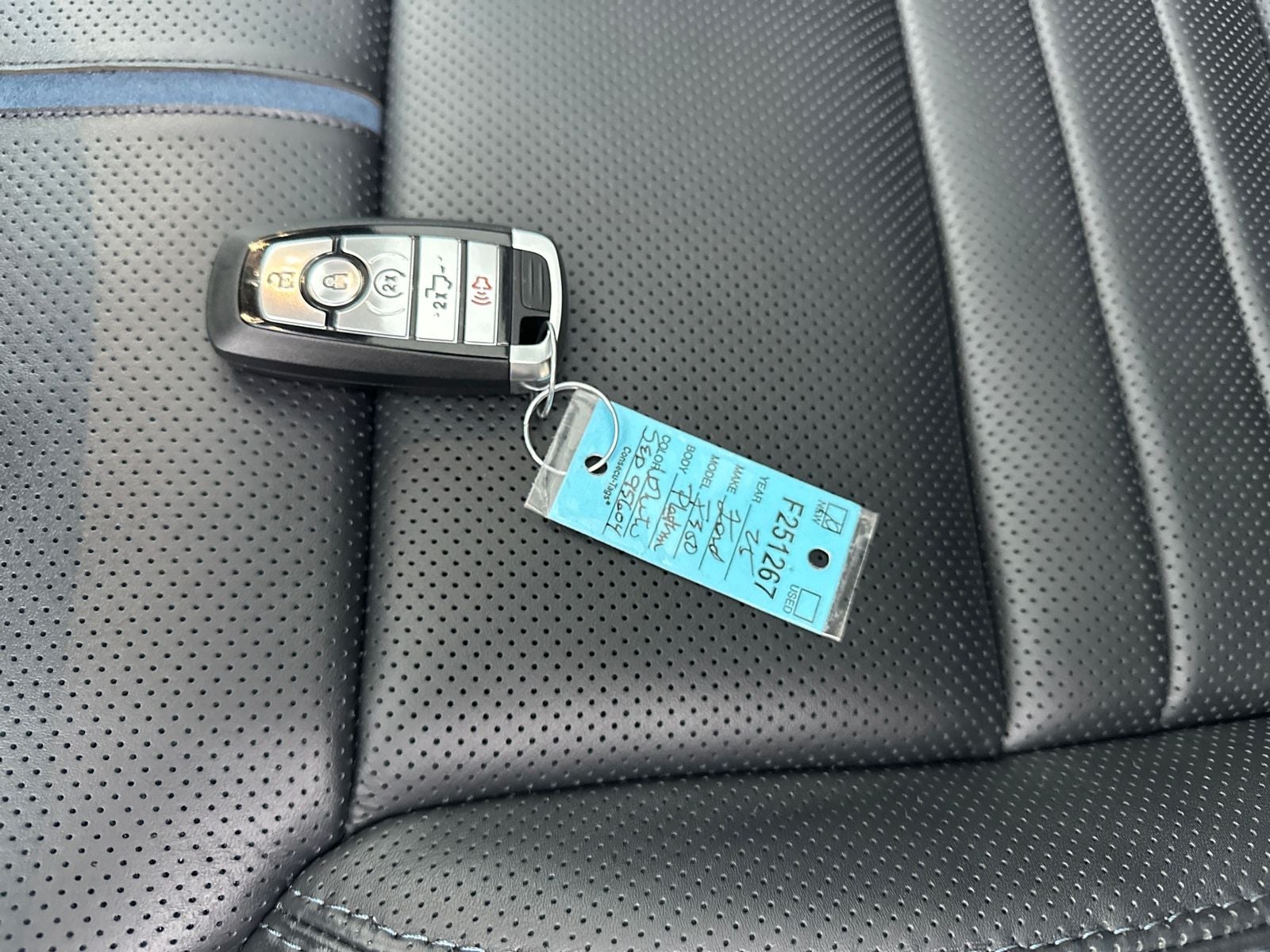 2025 Ford F-350SD Platinum