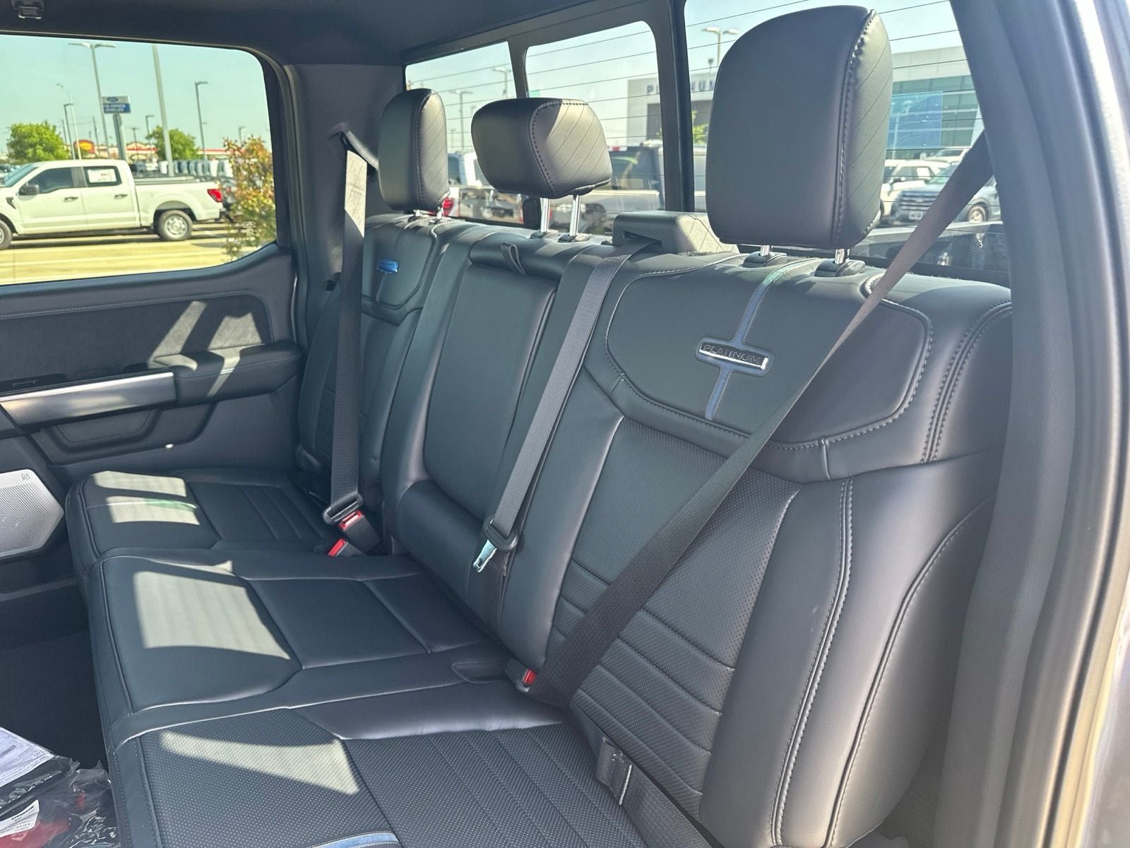 2026 Ford F-350SD Platinum DRW