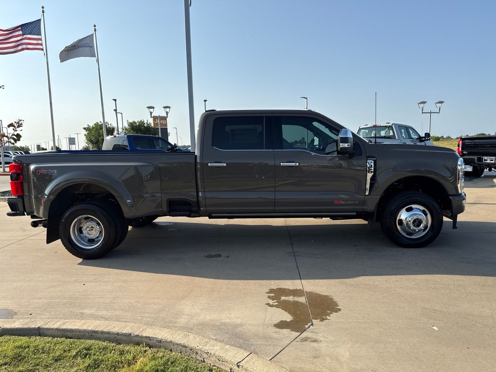 2026 Ford F-350SD Platinum DRW
