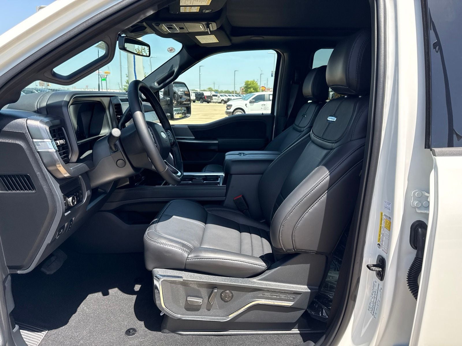 2026 Ford F-350SD Platinum DRW