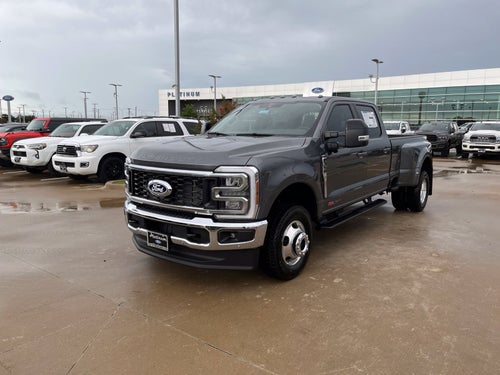 2027 Ford F-350SD Lariat DRW