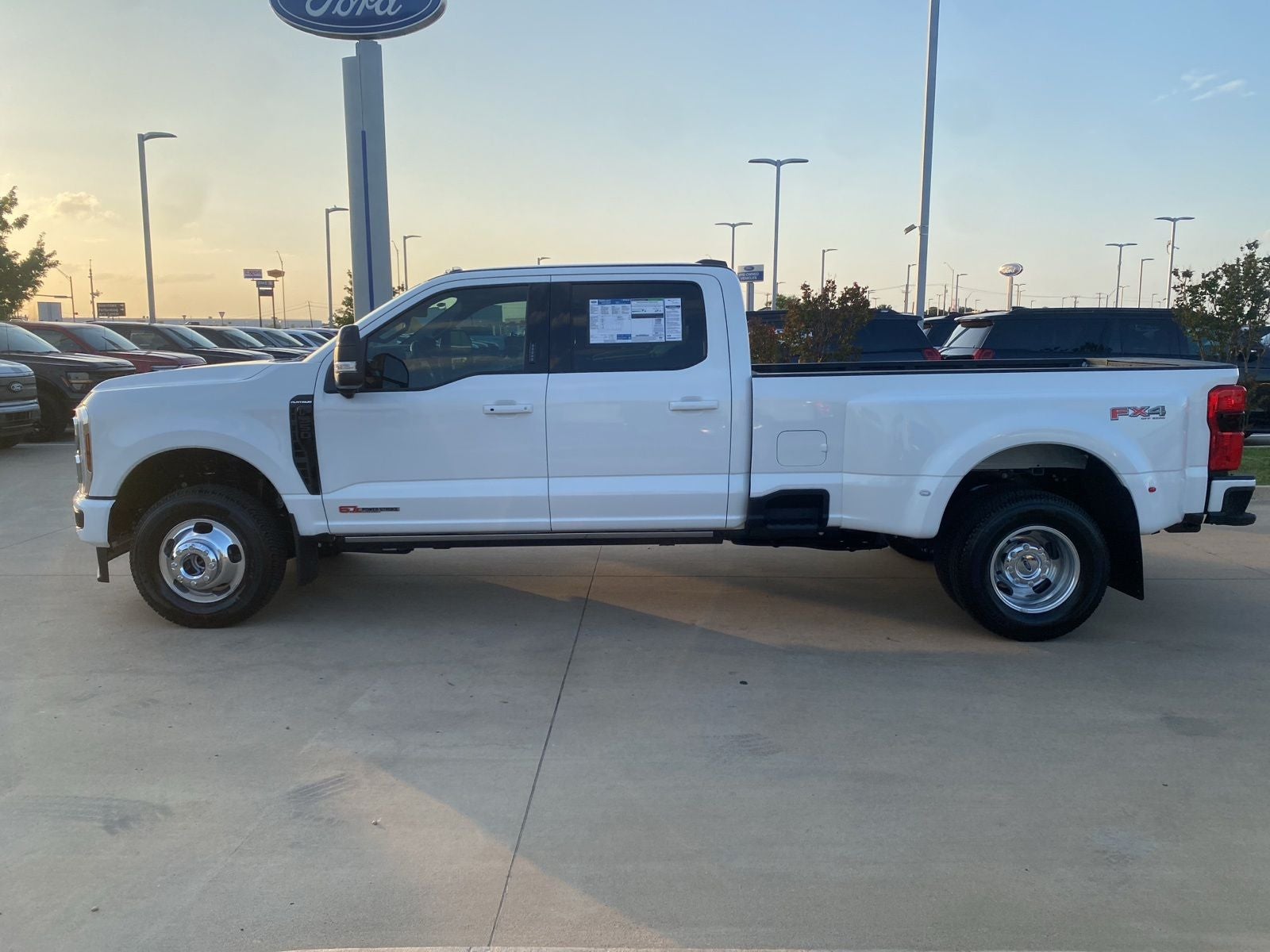 2026 Ford F-350SD Platinum DRW