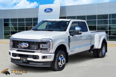 2027 Ford F-350SD Platinum DRW