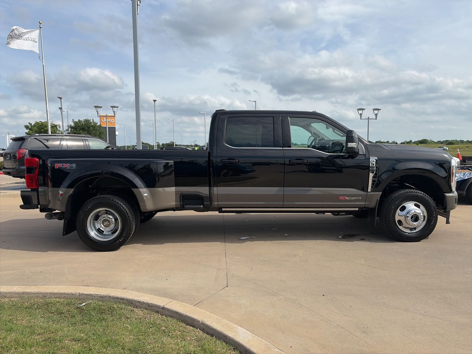 2026 Ford F-350SD King Ranch DRW