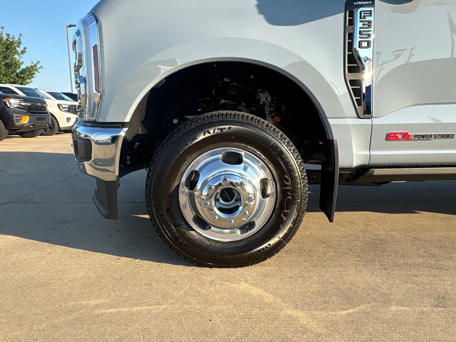 2026 Ford F-350SD Lariat DRW
