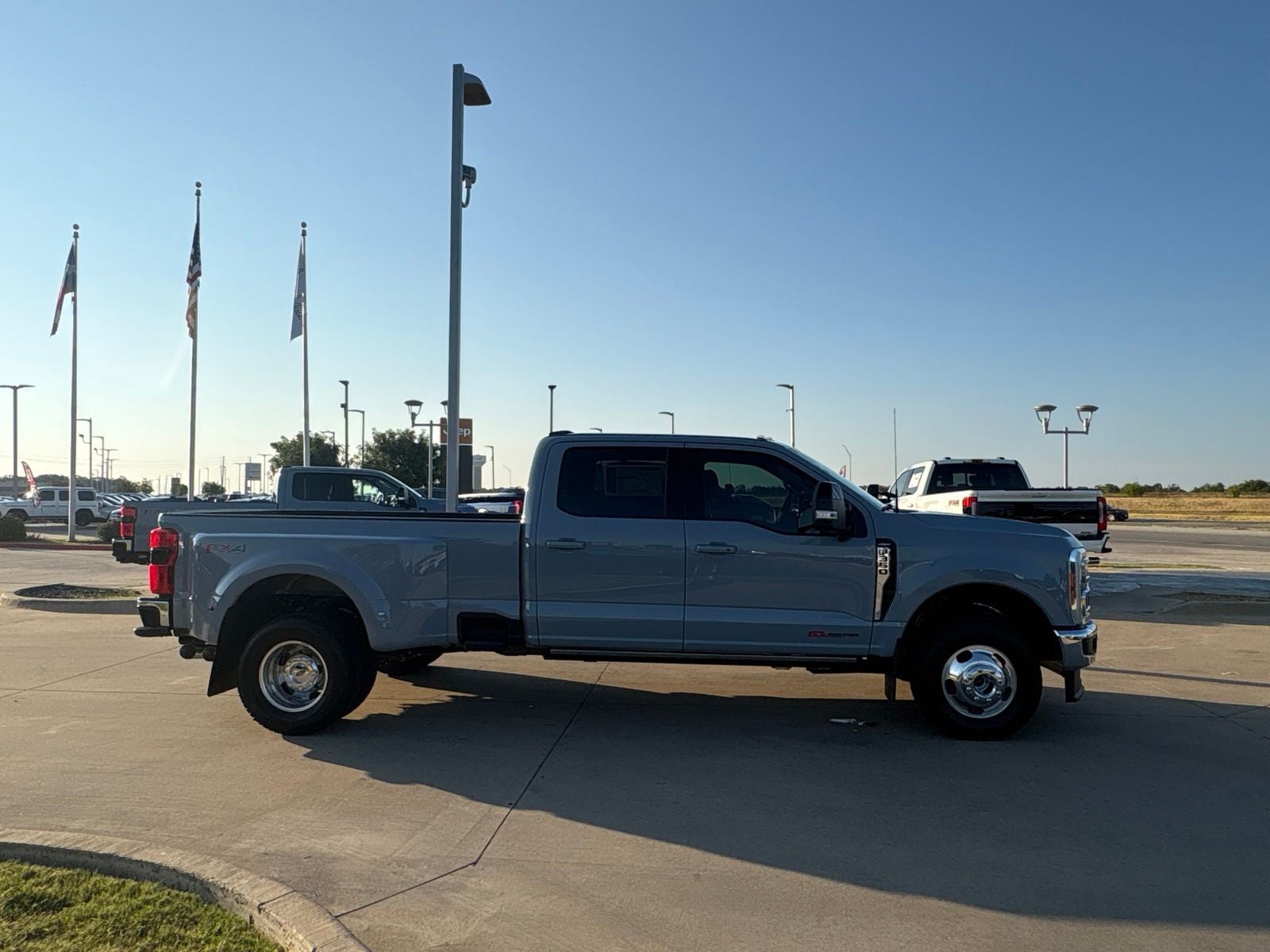 2026 Ford F-350SD Lariat DRW