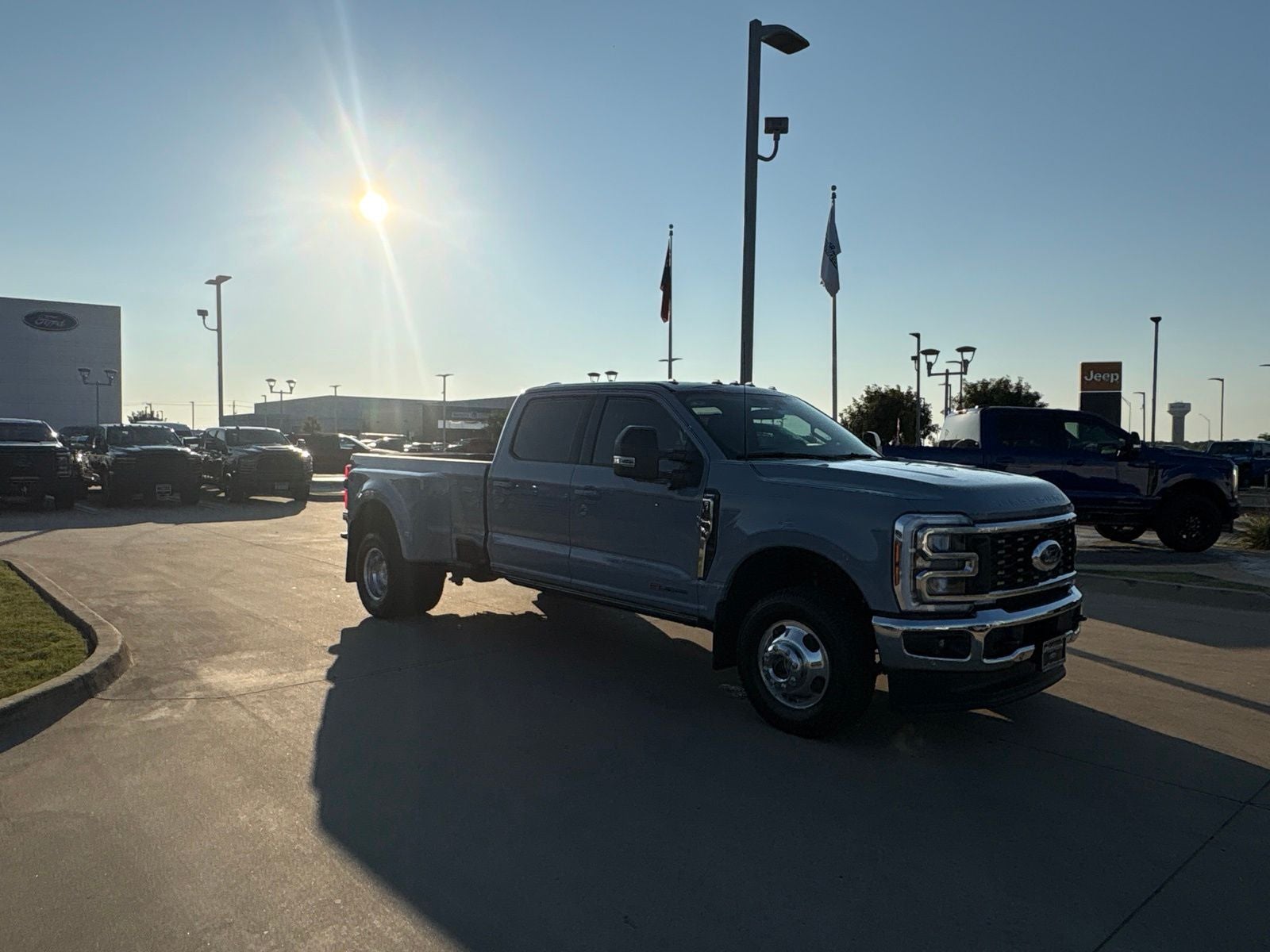 2026 Ford F-350SD Lariat DRW