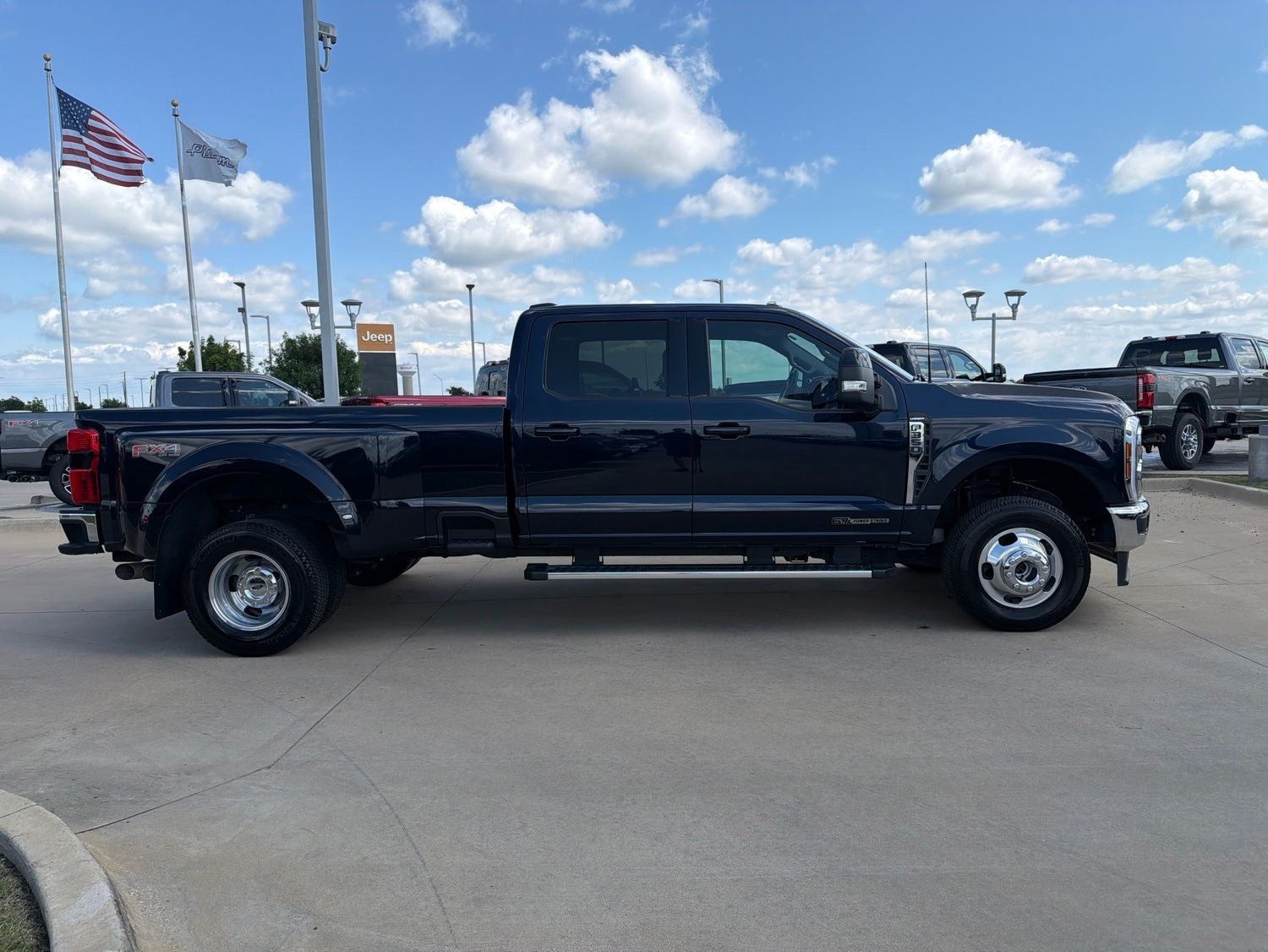 2024 Ford F-350SD Lariat DRW