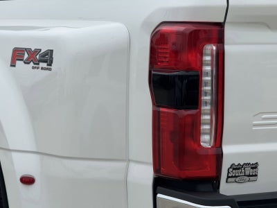 2026 Ford F-350SD Lariat DRW