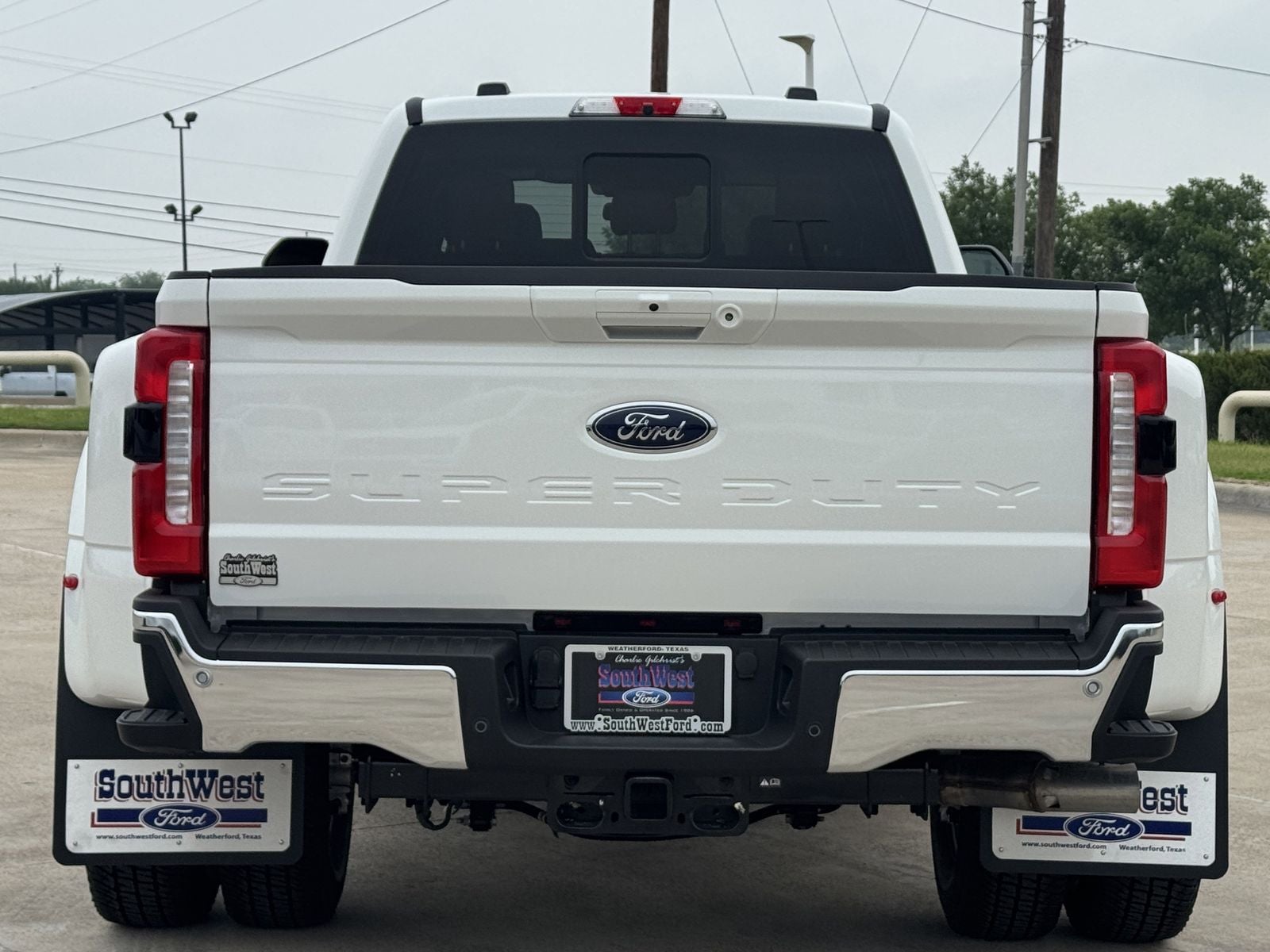 2026 Ford F-350SD Lariat DRW