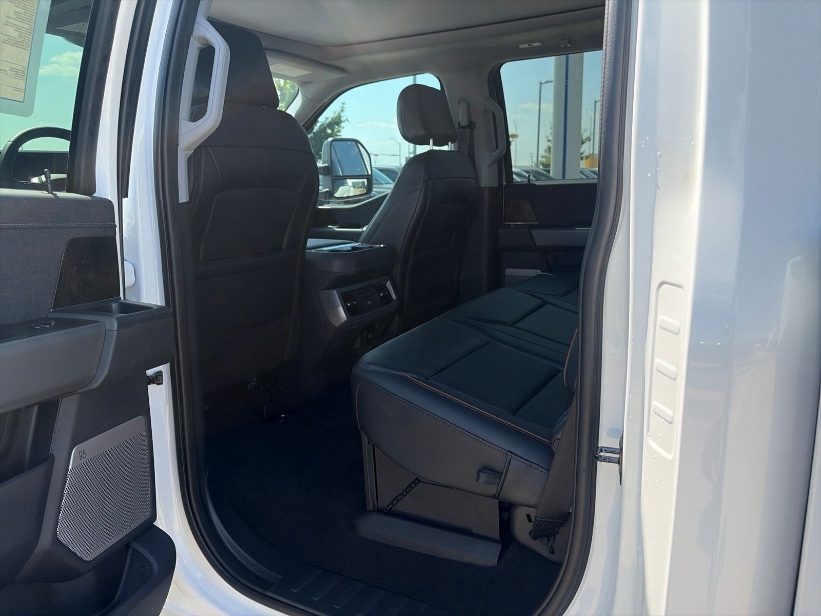 2026 Ford F-350SD Lariat DRW