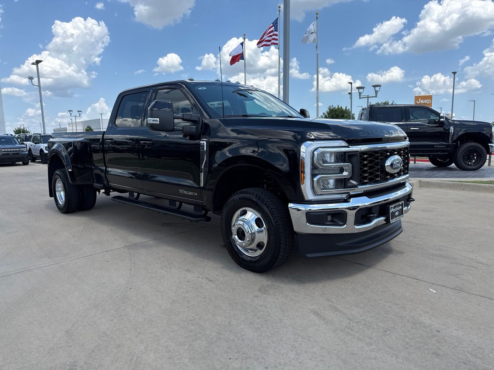 2026 Ford F-350SD Lariat DRW