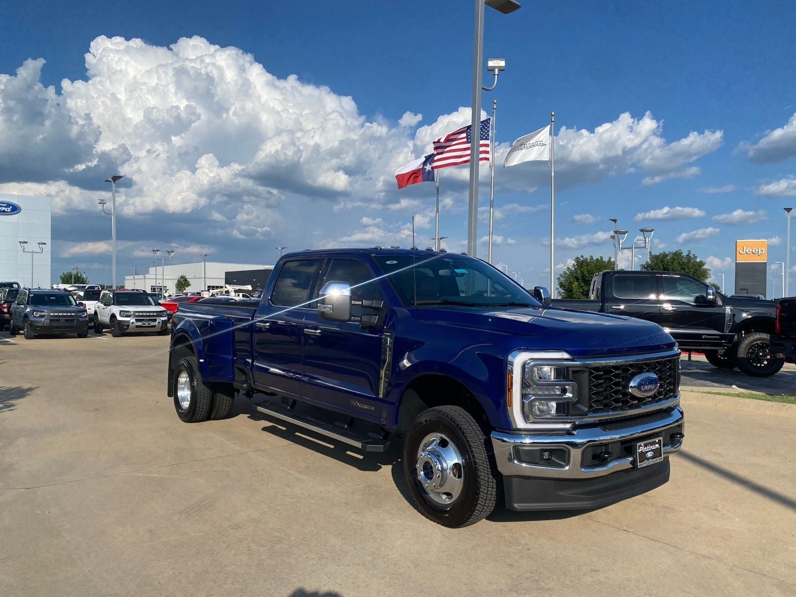 2026 Ford F-350SD Lariat DRW
