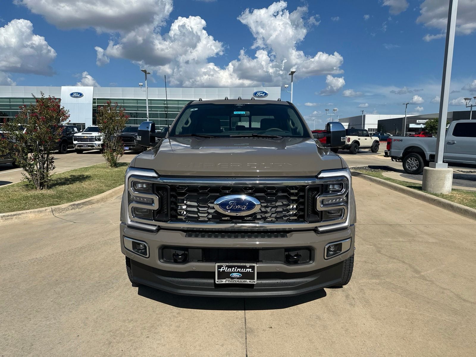 2026 Ford F-450SD Platinum DRW