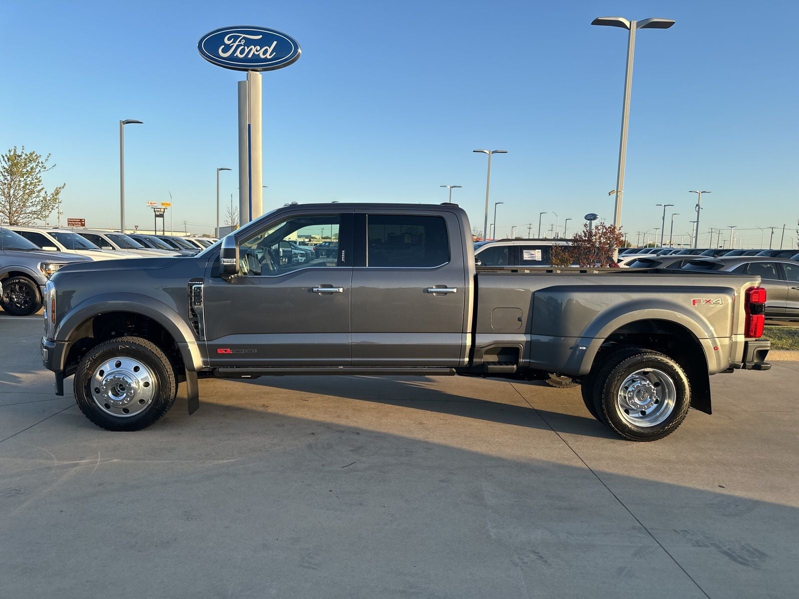 2026 Ford F-450SD Platinum DRW