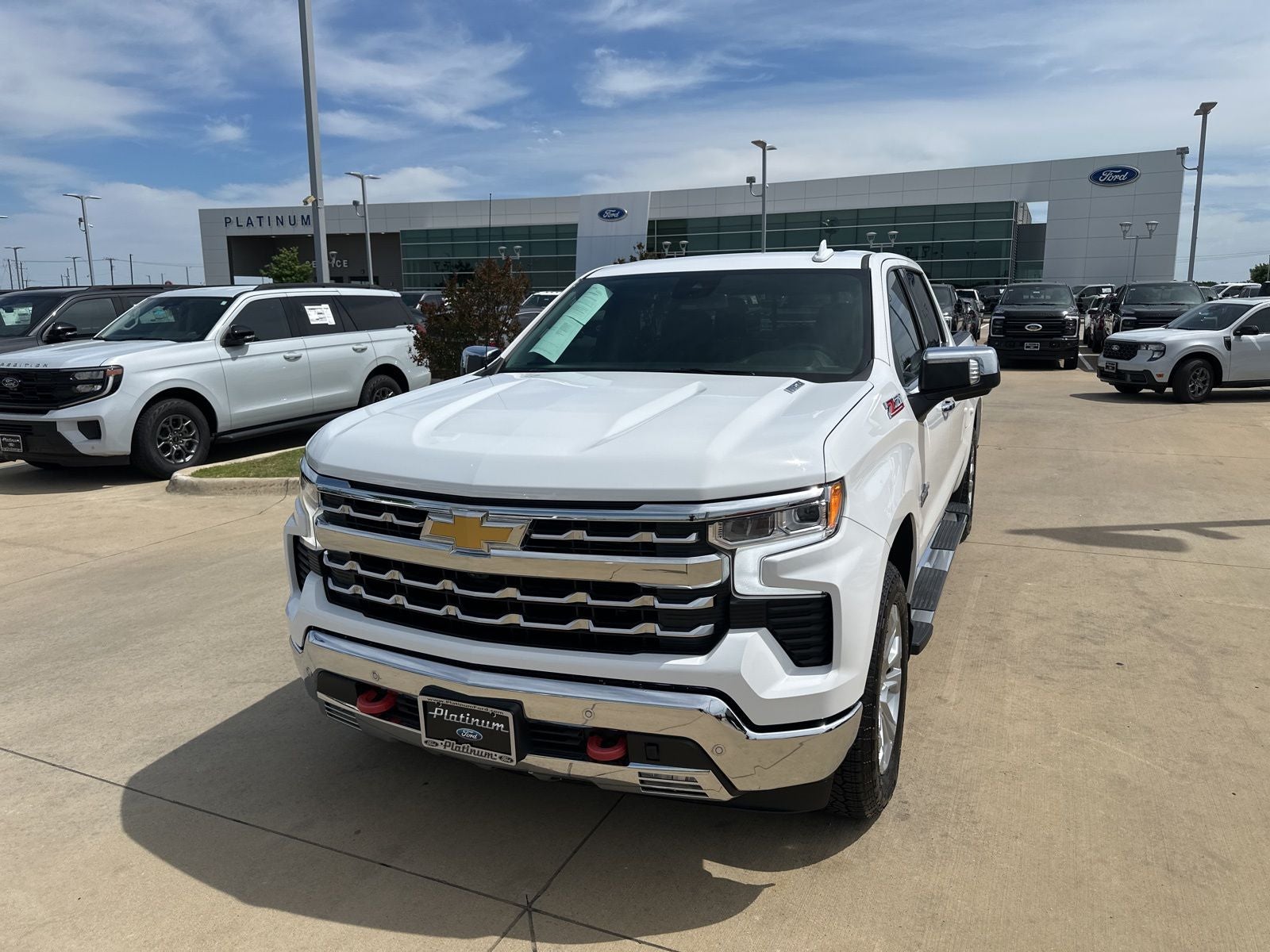 2025 Chevrolet Silverado 1500 LTZ