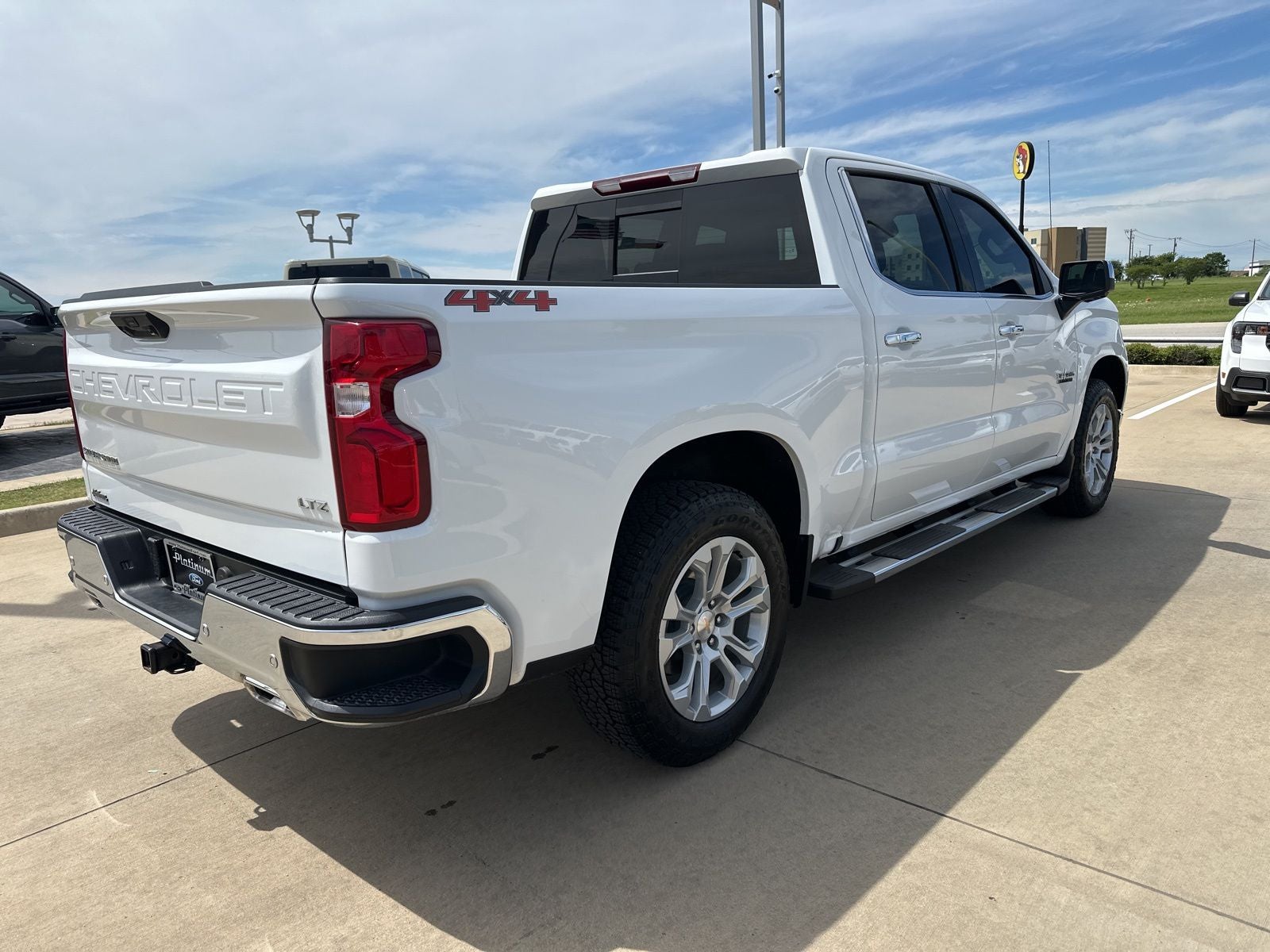 2025 Chevrolet Silverado 1500 LTZ