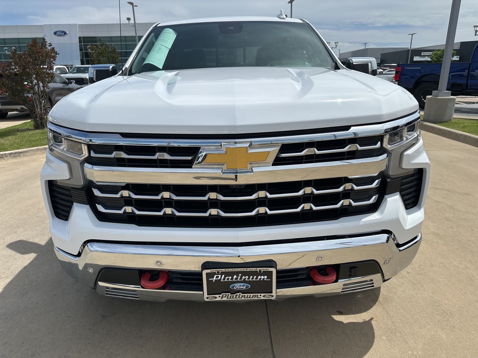 2025 Chevrolet Silverado 1500 LTZ