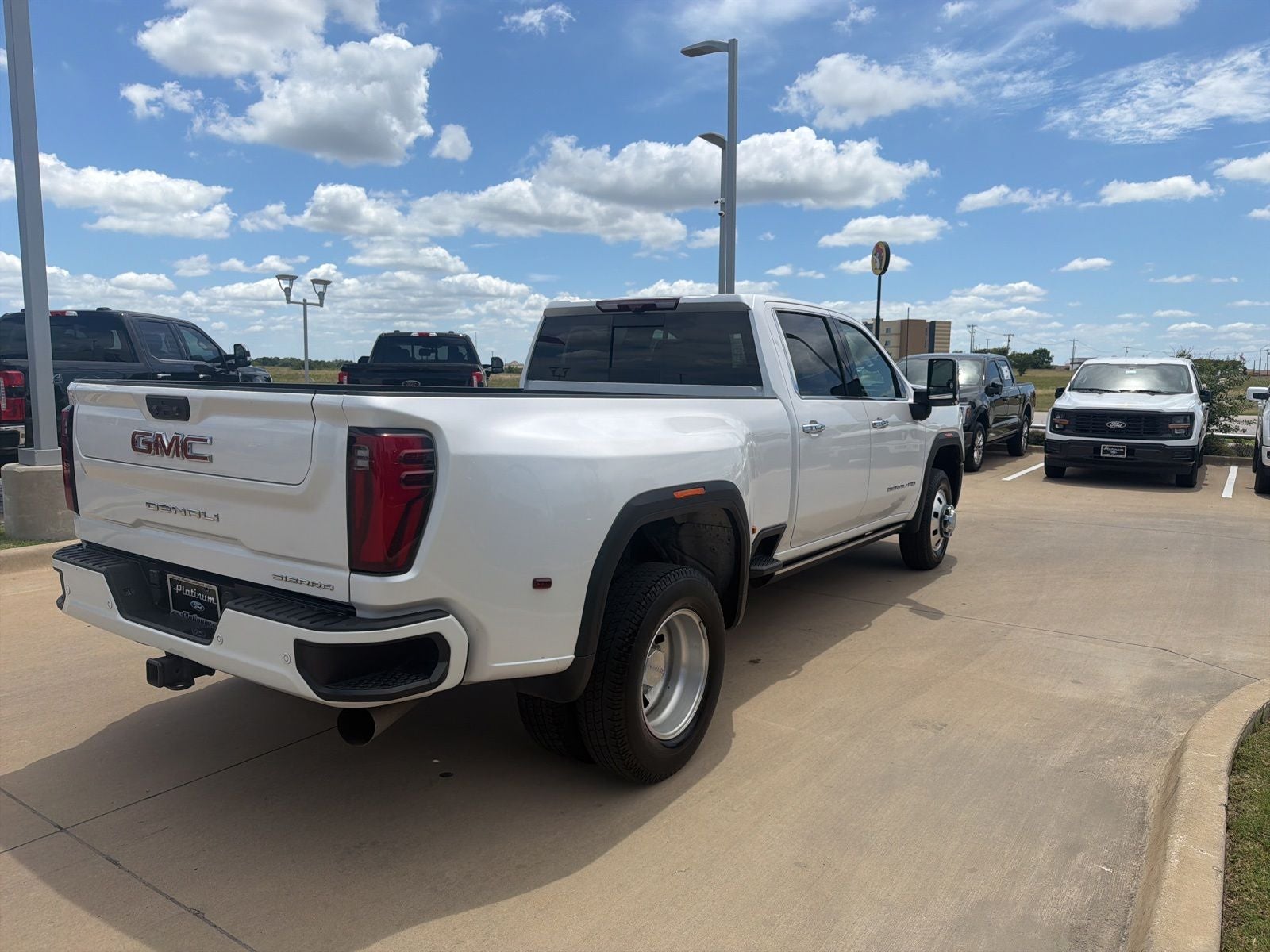 2024 GMC Sierra 3500HD Denali