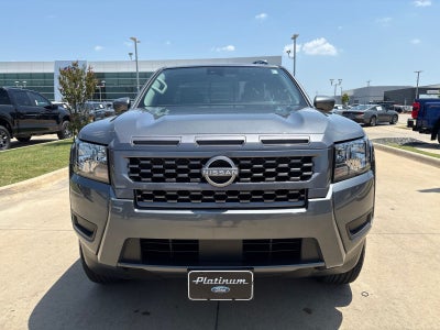 2025 Nissan Frontier SV